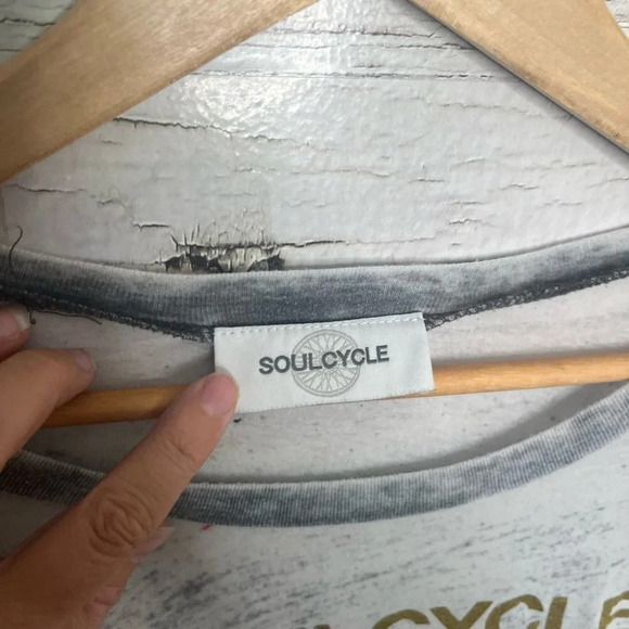 Soulcycle long sleeve size medium gray - Picture 3 of 8